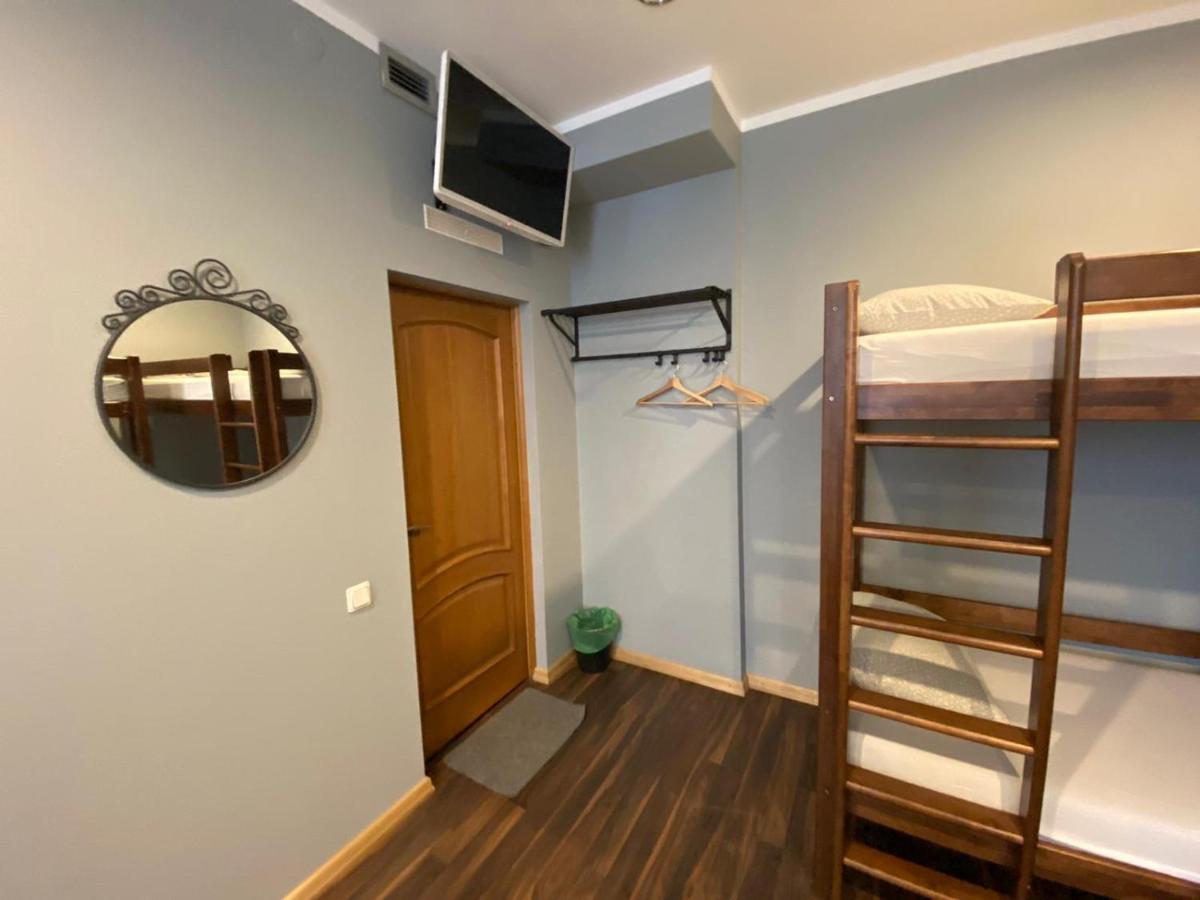 Aparthotel 리가 외부 사진 Hostel room in Vilnius, Lithuania