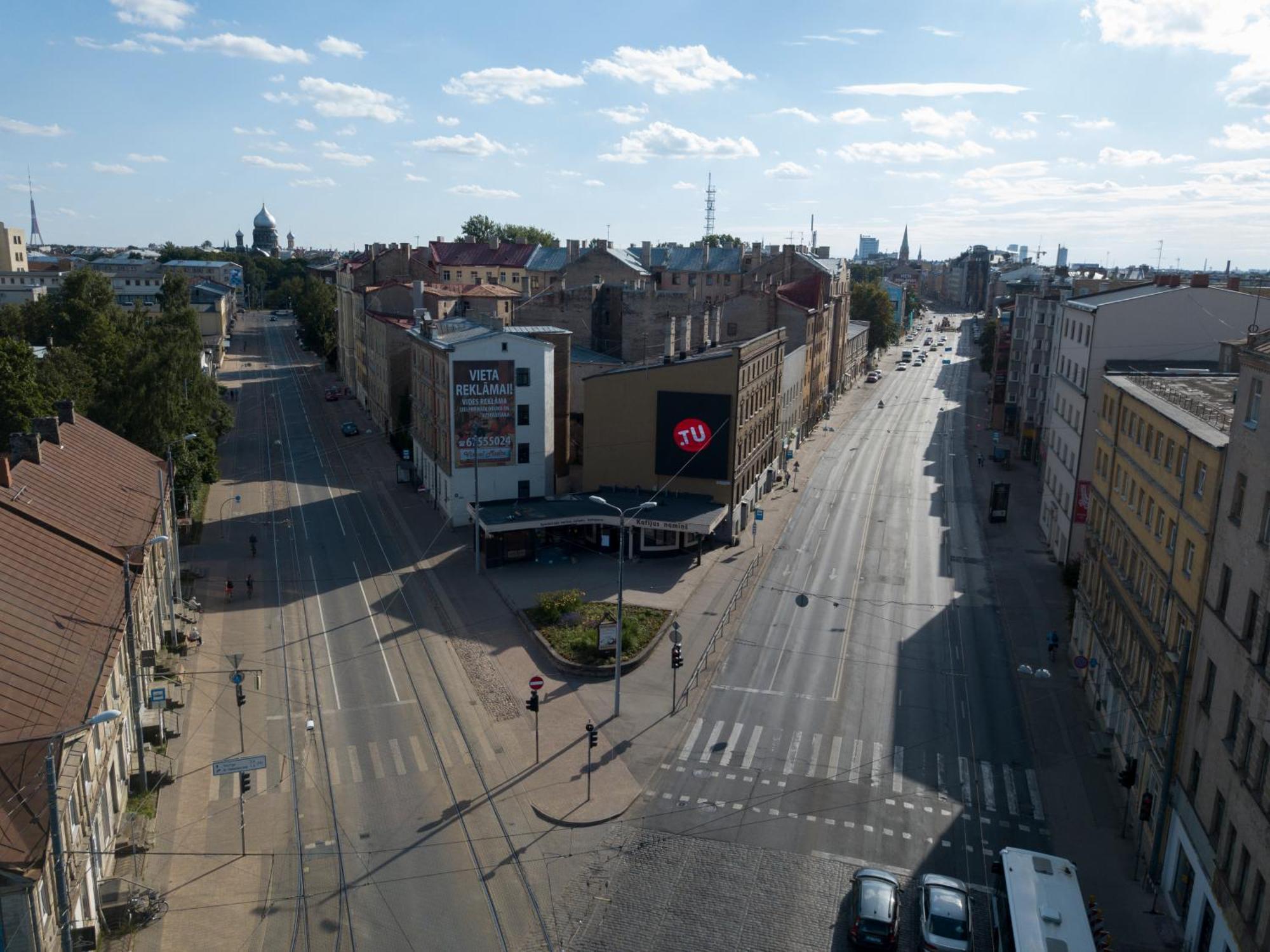 Aparthotel 리가 외부 사진 Aerial view of the street
